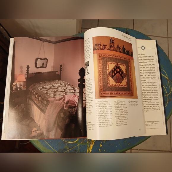 Better Homes And Gardens America's HERITAGE‎ Quilts Book with Blue Cover. 1991. - Picture 4 of 4